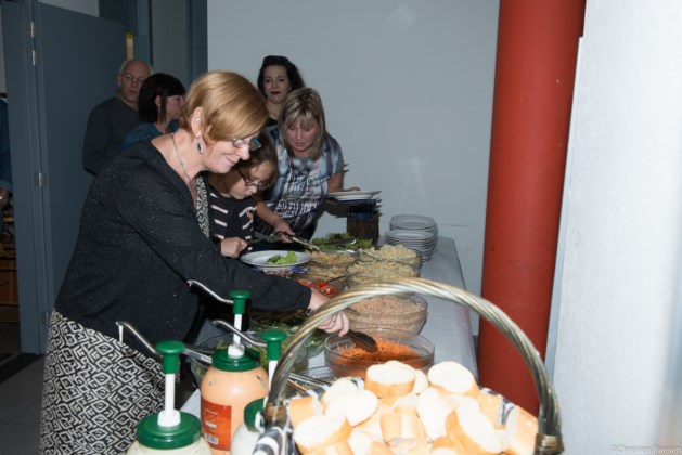 Filmclub Curieus feest met barbecue