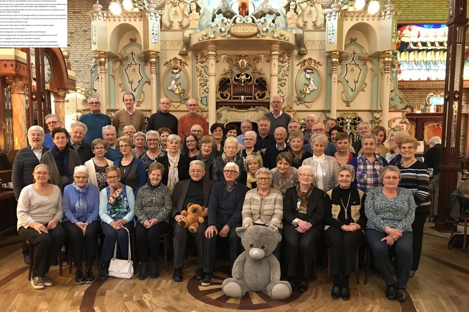Neos Kuringen naar de kermis anno 1920 in Hilvarenbeek