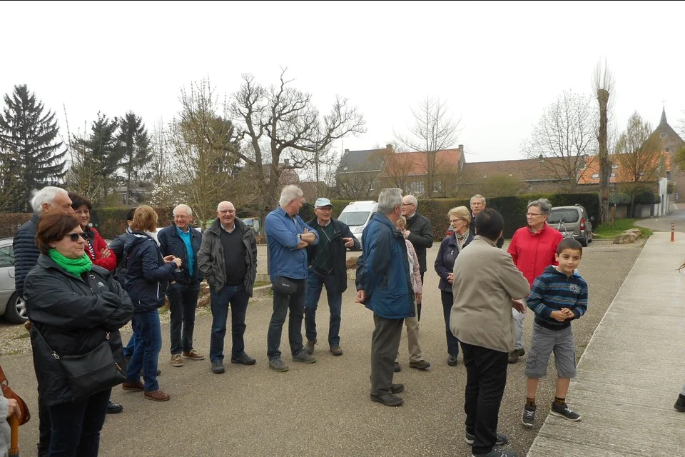 Neos Kuringen wandelt in Oud-Rekem